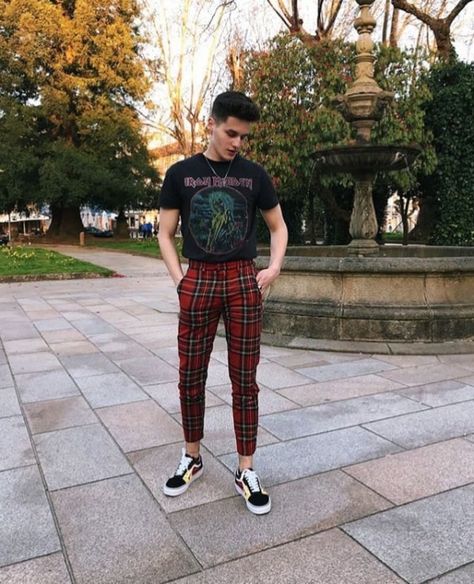 Cool Outfits For Teenage Guys Checkered Pants, Vintage Ideas, Hipster Man, Hipster Mens Fashion, Mens Fashion Urban, Hipster Outfits, Elegante Casual, Hipster Fashion, Urban Wear