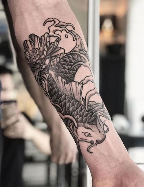 39 Meaningful Koi Fish Tattoo Designs For Tattoo Lovers – 2019 Koi Fish Tattoo Forearm, Mascara Hannya, Pez Koi Tattoo, Tato Irezumi, Koi Fish Tattoo Meaning, Coy Fish Tattoos, Tato Lengan Bawah, Karp Koi, Japanese Koi Fish Tattoo