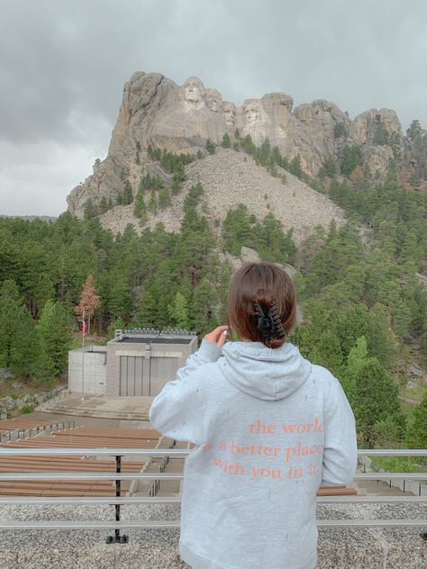 Mount Rushmore Photo Ideas, Mount Rushmore Picture Ideas, Mount Rushmore Aesthetic, Mountain Rushmore, South Dakota Aesthetic, Grand Canyon Pictures, South Dakota Vacation, Utah Trip, South Dakota Travel