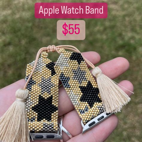 Macrame Apple Watch Band, Beaded Apple Watch Bands Diy, Diy Apple Watch Band, Beaded Apple Watch Bands, Easy Beading Patterns, Apple Watch Silicone Band, Diy Candle Making Kit, Diy Apple, Watch Diy