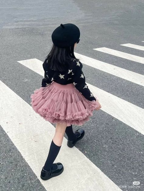 Outfits For 6 Year Girl, Aurora Fashion, Kids Inspo, Girls Rules, Baby Outfit, Girls Clothes, Season 4, Girl Power, Year Old