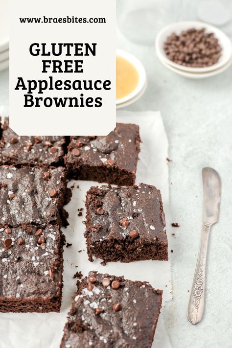 Applesauce brownies are lightened up and made from a mixture of almond flour, cocoa powder, coconut flour and applesauce of course! They are the perfect guiltless chocolate treat to whip up. Since they are made with almond flour they are naturally gluten free and paleo friendly. Paleo Applesauce, Paleo Chocolate Muffins, Applesauce Brownies, Brownies Gluten Free, Gluten Free Brownies Recipe, Almond Flour Brownies, Chocolate Peanut Butter Brownies, Paleo Brownies, Brownie Recipes Healthy