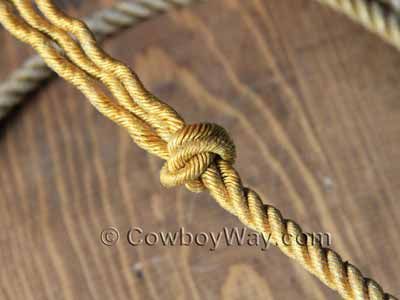 Stopper Knot, Cowboy Knot, Diy Fishing Rod Holder, Paracord Uses, Diy Fishing Rod, Bunting Bird, Asian Crafts, Survival Knots, Diy Horse