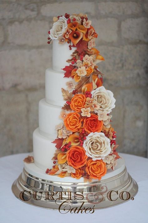 Fall Themed Wedding Cakes, Cake Fall, Halloween Wedding Cakes, Orange Wedding Colors, Colorful Wedding Cakes, Themed Wedding Cakes, Wedding Themes Fall, Fall Cakes, Fall Wedding Cakes