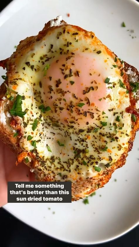 How To Make Eggs Not Taste Like Eggs, Pesto Eggs On Toast, Eggs On Toast Recipes, Flavorful Lunch Ideas, Sun Dried Tomato Toast, Ricotta Recipes Toast, Tomato Pesto Recipe Dinners, Ricotta On Toast, Ricotta Toast Breakfast Egg