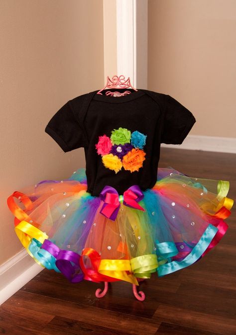 Beautiful Colors Of The Rainbow!! Diy Tutu Skirt, Diy Tutus, Newborn Baby Dresses, Ribbon Trim Tutu, Diy Tutu, Rosa Neon, Toddler Skirt