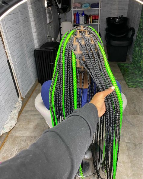 Green Knotless, Green Braids, Braiding Your Own Hair, Braided Cornrow Hairstyles, Quick Braided Hairstyles, Pretty Braided Hairstyles, Hairdos For Curly Hair, Knotless Braids, Braids For Black Women