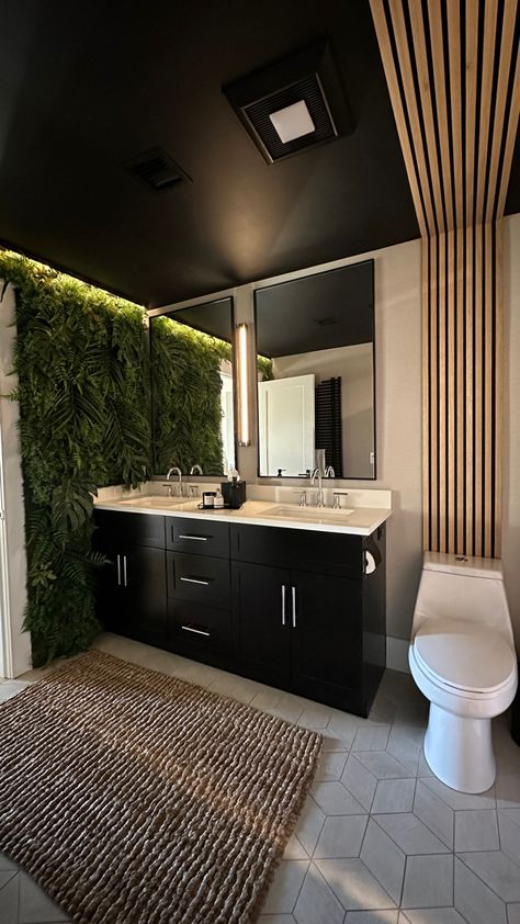 Restroom Remodel Ideas 2024, Avante Garde Home, Spa Bathroom At Home, Avant Garde Home Julie Sousa, Moody Restroom, Y2k Bathroom Aesthetic, Bathroom Design Apartment, Bathroom Inspo Apartment, Black Wall Bathroom