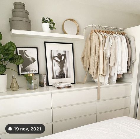 Spare Room Closet, Small Bedroom Inspirations, Creative Closets, Studio Apartment Living, Student Room, Closet Layout, Dressing Room Design, Home Office Design, My New Room