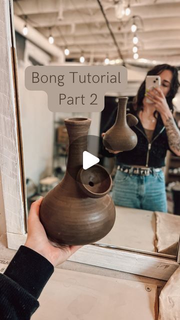 Water Bottle Bong Diy, Functional Pottery Ideas, Ceramic Pipe Ideas, Ceramic Bong, Ceramic Carafe Handmade, Ceramic Bong Handmade, Ceramic Pipe, Functional Pottery, Pottery Ideas