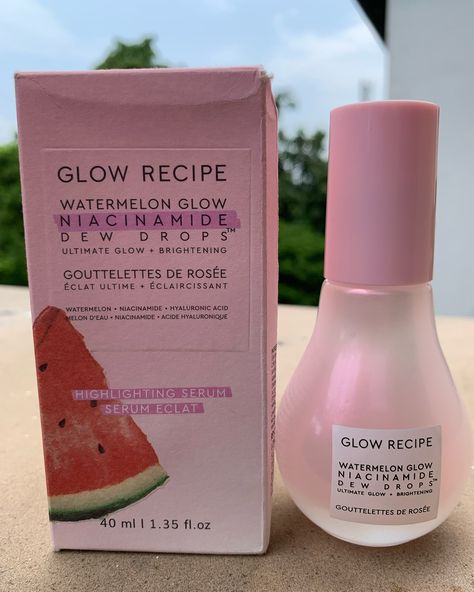 GLOW RECIPE WATERMELON GLOW NIACINAMIDE DEW DROPS. Watermelon Glow Recipe, Watermelon Dew Drops, Watermelon Glow Niacinamide Dew Drops, Niacinamide Dew Drops, Glow Recipe Watermelon, Watermelon Glow, Glow Recipe, Dew Drops, Christmas Wishlist