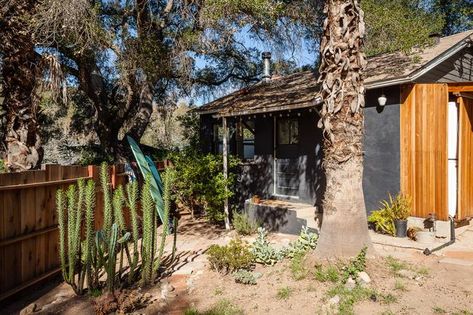 Topanga Canyon, Los Angeles house tour: home of Carly Jo Morgan - Vogue Australia Topanga Canyon House, Topanga Canyon Home, Topanga Canyon Aesthetic, Topanga House, Los Angeles House, Topanga Canyon, Vogue Living, Vogue Australia, Los Angeles Homes