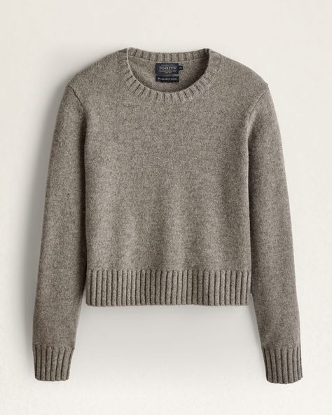 WOMEN'S SHETLAND COLLECTION CREWNECK | Pendleton Womens Wool Sweater, Woman’s Fall Sweaters, Different Types Of Sweaters, East Coast Fashion Fall, Women’s Sweater, Winter Outfits Classic, New England Outfit, Classy Sweaters, Winter Minimalist Wardrobe