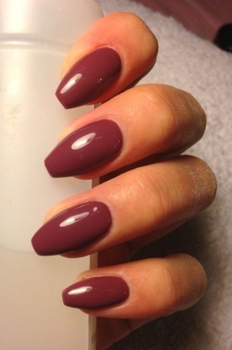 Short coffin nails maroon - New Expression Nails #nailart #nailideas Ballerina Acrylic Nail Designs, Bailarina Nails, Design Ongles Courts, Maroon Nail Designs, Ballerina Nails Shape, Ballerina Acrylic Nails, Ballerina Nails Designs, Blue Glitter Nails, Nails Acrylic Short