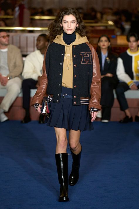 Tommy Hilfiger Fall 2024 Ready-to-Wear Collection | Vogue Preppy Street Style, Tommy Hilfiger Outfits, Hilfiger Outfits, Tommy Hilfiger Fashion, Colour Blocking Fashion, Activewear Trends, Vibrant Outfits, Fashion Trend Forecast, It Bag