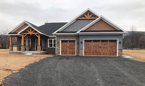 Gray And Cedar House Exterior, Gray House With Cedar Accents, Gray Siding House, Dark Grey Houses, Dark Homes, Gray House Exterior, Contemporary Front Doors, Gray House, Residential Garage