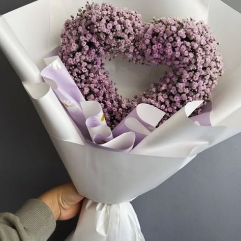 Heart shaped flower bouquet💜 (includes a free card) 🫶🏻 Contact/ dm me to place your order. Free bouquet delivery in Etobicoke & Mississauga Open 24/7🕛 #smallbusiness #businesstips #customers #florist #flowerstagram #lucky #supportlocal Heart Shape Bouquet, Heart Shaped Bouquet, Heart Bouquet, Bouquet Card, Bouquet Delivery, Mini Bouquet, Free Card, Dm Me, Flowers Bouquet