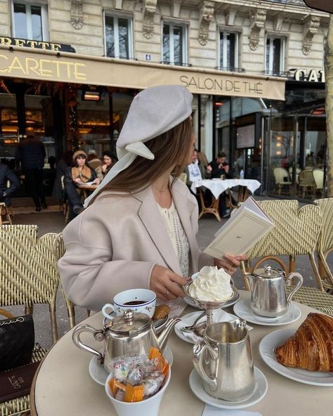 Paris Girl Aesthetic, Parisienne Aesthetic, Hot Chocolate With Cream, Paris Photo Ideas, Parisienne Style, Parisian Aesthetic, Paris Vibes, Parisian Lifestyle, Paris Girl