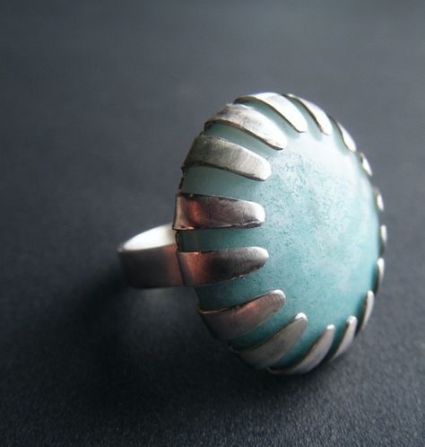 Starburst Ring, Pretty Ring, Blue Ring, Glass Ring, Stone Setting, Contemporary Jewellery, Silver Blue, Modern Jewelry, Metal Jewelry