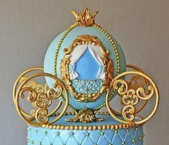 Cinderella Theme Cake, Cinderella Party Theme, Princess Theme Cake, Disney Princess Birthday Cakes, Castle Birthday Cakes, Carriage Cake, Winter Wonderland Cake, Cinderella Cake, Princess Carriage