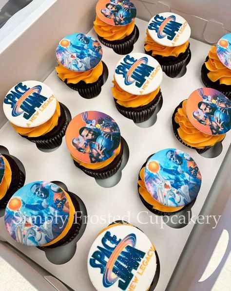 Space Jam Party Food, Space Jams Birthday Party, Space Jam Theme Party, Space Jam Cupcakes, Space Jam Cake, Jam Cupcakes, Space Jam Theme, Basketball Themed Birthday Party, Jam Cake