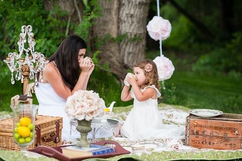 Tea Party Photography, Pregnancy Announcement Photography, Spring Minis, Princess Photo Shoot, Spring Shoot, Mother Daughter Pictures, Vintage Tea Parties, Mommy And Me Photo Shoot, Aesthetic Picnic