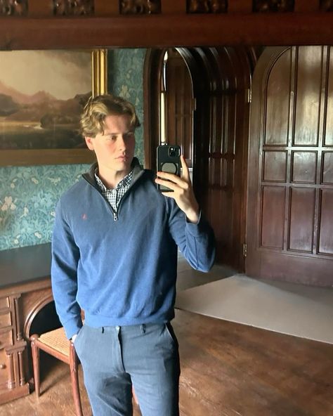 Men’s Outfit Old Money, Navy On Navy Outfit, Mens Ralph Lauren Outfit, Polo Ralph Lauren Men’s Outfits, Ralph Lauren Guys, Ralph Lauren Boys Outfits, Ralph Lauren Men Aesthetic, Ralph Lauren Quarter Zip Outfit, Ralph Lauren Winter Outfits