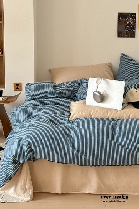 Mid Century Bed Set, Cerulean Blue Bedding, Blue Yellow Bedding, Layered Duvet Bedding, Colourfull Bedding, Blue Stripe Duvet, Colourful Bedding Aesthetic, Bedding Ideas Scandinavian, Pale Blue Comforter