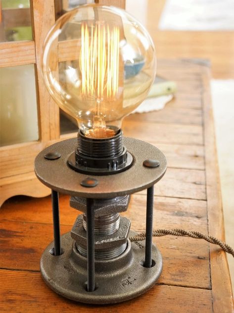 Industrial Lamp Design, Homemade Lamps, Industrial Accessories, Lampe Steampunk, Industrial Living Room Design, Pipe Lamps, Industrial Pipe Lamp, Industrial Style Lamps, Industrial Lamps