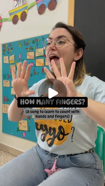 English and fun 🐻 w/ Serena on Instagram: "Everybody knows this song, so we learned it too..  we’ve been singing it since the beginning of this school year, to learn numbers, but now we are singing it again because we are learning body parts. ✋🏻 🤚🏻 . Kids can easily remember numbers, hands and fingers with this nice easy peasy song written by @supersimpleofficial  . We really love it 🫶🏻 . #englishandmusic #musicenglish #englishforkids #englishandfun #inglesedivertente #ingleseperbambini #kids #esl #english #preschool #kindergarten #scuoladellinfanzia #englishkidssongs #englishteacher" Numbers Song Preschool, Number Songs For Kindergarten, Numbers Songs For Kids, Number 6 Activities For Preschool, Number Songs Preschool, Songs Preschool, English Preschool, Learn English Kid, Body Parts For Kids