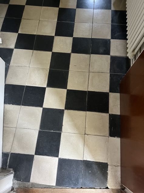 Small Checkered Floor, Slate Checkerboard Floor, Checkerboard Bathroom Tile, Stripe Tile Floor, Black Tile Entryway, Checked Bathroom Floor, Plaid Tile, Brown And Beige Checkered Floor, Black Checkered Bathroom Floor