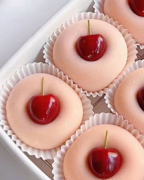 Strawberry Mochi, Strawberry Cream Pies, Chocolate Yogurt, Strawberry Powder, Cherry Sauce, Coconut Custard, Fruit Filling, Fall Dessert Recipes, Fall Baking