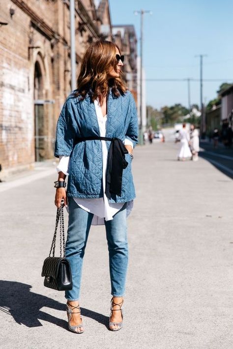 SYDNEY Moda Denim, Look Jean, Street Style 2017, Estilo Denim, Street Style Trends, Street Style Inspiration, Mode Inspo, Rachel Zoe, New Classic