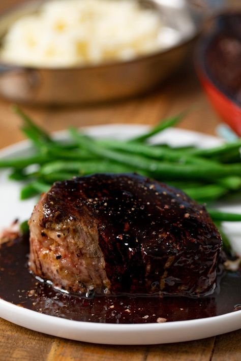 Filet Mignon with Red Wine Reduction is a tender, mouthwatering recipe that's cooked in the oven in under 10 minutes and perfect for any special occasion. #dinner #filetmignon #redwine #winesauce #steak #dinnerthendessert Filet Mignon Sauce, Red Wine Reduction Sauce, Wine Steak, Red Wine Reduction, Beef Tenderloin Recipes, Filet Mignon Recipes, Dinner Then Dessert