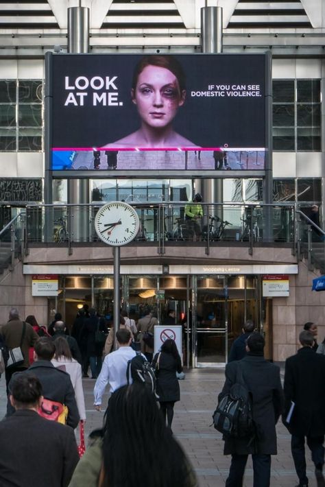 Charity Advertising, Interactive Billboard, Ambient Ads, Visual Merchandising Fashion, Publicidad Creativa, Motion Design Video, Awareness Campaign, Design Video, Advertising Campaign