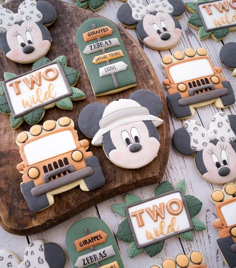 Mickey Safari 2nd Birthday, Mickey Safari Cookies, Mickey Mouse Safari 1st Birthday, Mickey Safari Treats, Mickey Safari Birthday, Safari Mickey Mouse Party, Mickey Safari First Birthday, Mickey And Minnie Safari Party, Mickey's Safari Birthday