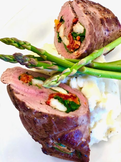 Lobster Stuffed Beef Tenderloin Stuffed Beef Tenderloin, Stuffed Beef, Steak Dinner Recipes, Red Wine Sauce, How To Cook Beef, Beef Tenderloin, Food Saver, Cooking Guide, Cooking For Two