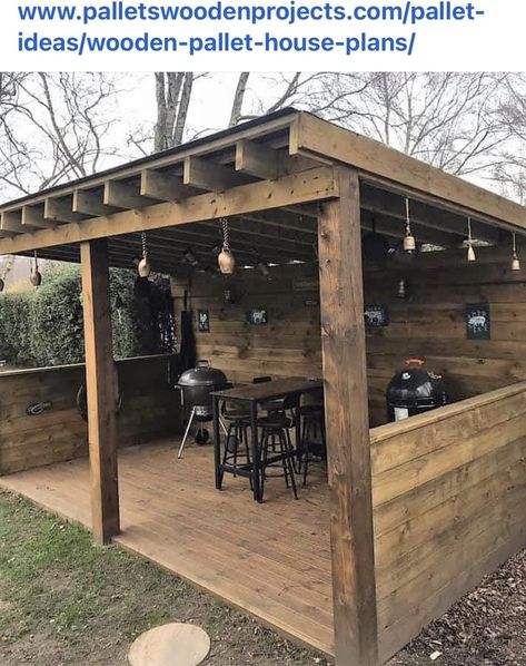 Terrasse Med Tak, Bbq Shed, Outdoor Grill Station, Diy Living Room Furniture, Outdoor Bbq Kitchen, Couch Diy, Backyard Pavilion, Backyard Bar, Backyard Kitchen