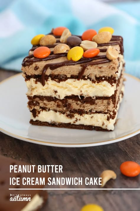 Ice Cream Cake Recipe Easy, Peanut Butter Ice Cream Cake, Ice Cream Sandwich Cake Recipe, Ice Cream Sandwich Dessert, Autumn Creative, Cream Sandwich Cake, Chocolate Peanut Butter Ice Cream, Easy Ice Cream Cake, Peanut Butter Jelly Time