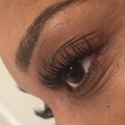 Volume Lash Extensions by @makeupbyjauquese www.makeupbyjauquese.com Lash Portfolio, Individual Lashes Black Women, Eyelash Dye, Long Hair Clip, Classic Lashes, Hair Curlers Rollers, Artificial Eyelashes, Applying False Eyelashes, Applying Eye Makeup