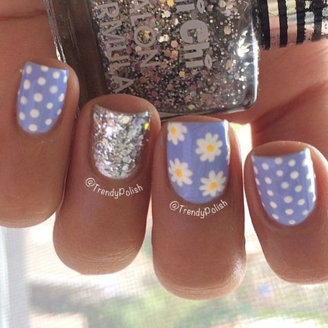 Nature Polish Cake, Blue Nail Art Designs, Polka Dot Nail Art, Dot Nail Art, Blue Nail Art, Polka Dot Nails, Dots Nails, Super Nails, Blue Nail