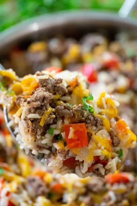 Healthy Hamburger And Rice Recipes, Beef Rice Skillet Recipes, Hamburger Rice Skillet Recipes, White Rice And Hamburger Recipes, Skillet Dinners With Ground Beef, Ground Beef Zucchini Rice Recipes, Ground Beef Peppers Rice, Hamburger And Rice Recipes Ground Beef, Ground Beef And Rice Dishes