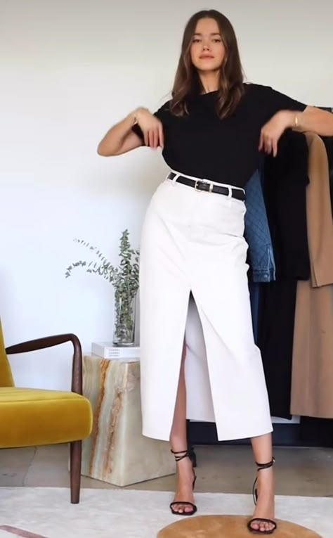 Styling Long Denim Skirt Summer, White Skirt Outfits, White Long Skirt, Long Skirt Outfits, Denim Skirt Outfits, Fashion For Petite Women, White Denim Skirt, Workwear Fashion, Casual Chic Outfit