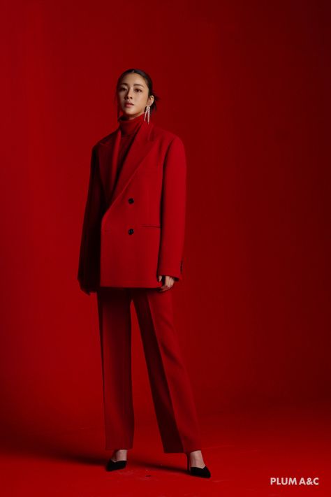 Red Editorial Photography, Red Backdrop Photoshoot, Tonal Photography, Red Editorial, Kang So Ra, Red Monochromatic, Music Photoshoot, Red Portrait, Maroon Suit