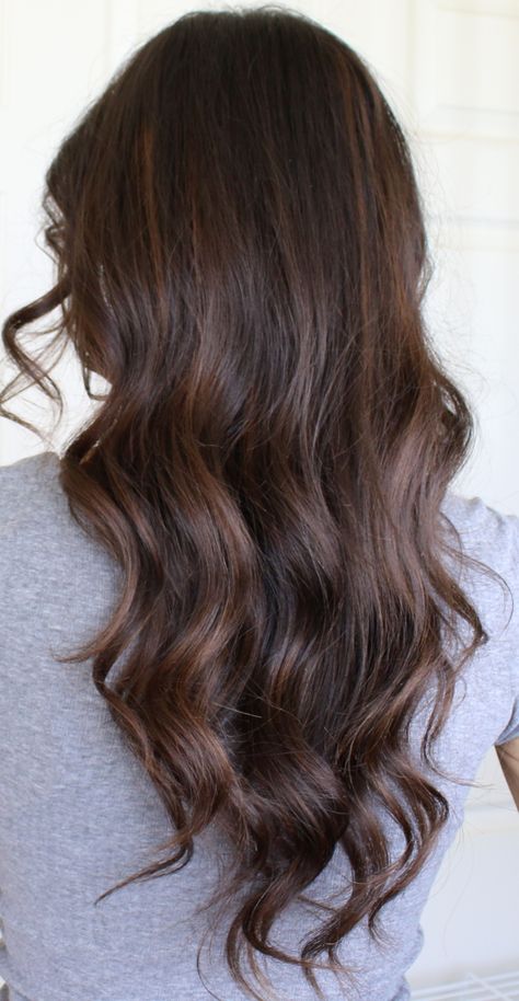 Brown hair with balayage highlights Medium Auburn Hair, Dark Auburn Hair Color, Rich Brown Hair, Dark Auburn Hair, Auburn Balayage, Balayage Hair Dark, Hair Color Auburn, Brunette Balayage Hair, Brown Hair Balayage