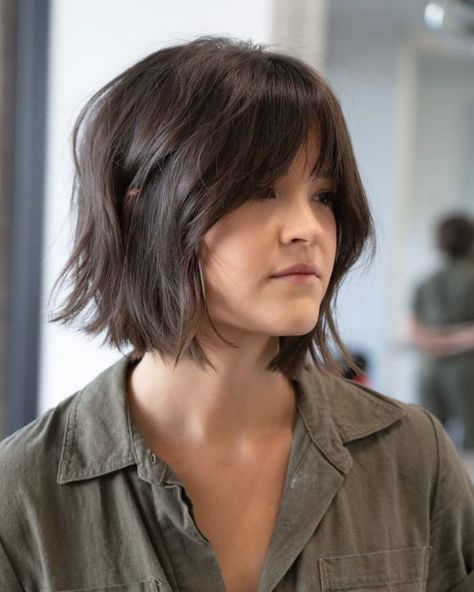 23 Chic Choppy Bangs for Women That Are Popular for 2020 Kort Bob, Trendy Bob Hairstyles, Choppy Bangs, Bangs For Women, Short Haircut, Short Hair With Bangs, Grunge Hair, Great Hair, Bobs Haircuts