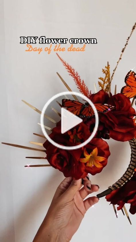 How To Make A Flower Headpiece, Mexican Flower Crown Diy, Autumn Crown Diy, How To Make Flower Head Crowns, Day Of The Dead Crown Diy, Diy Catrina Headband, Halloween Crown Diy, Day Of The Dead Flower Crown, Diy Day Of The Dead Headpiece