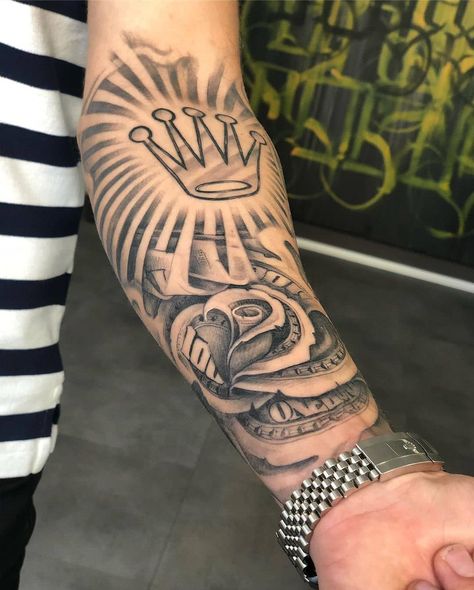 Tattoo Pierna Mujer, Tattoo Pierna Hombre, Crown Tattoo Men, Mangas Tattoo, Chicanas Tattoo, Left Arm Tattoos, Half Sleeve Tattoos Drawings, Gangsta Tattoos, Men Tattoos Arm Sleeve