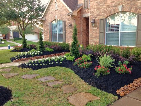 Raised House Landscaping, Curbside Landscaping, Texas Landscaping Front Yard, Exterior Landscape Design, Houston Landscaping, Easy Landscaping Front Yard, Houston Garden, Gap Analysis, Landscape Ideas Front Yard Curb Appeal