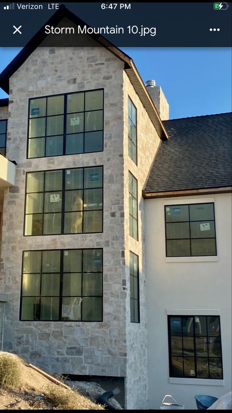 Exterior Stone And Stucco Combinations, Tennessee Homes Exterior, Rock On House Exterior, Rock And Stucco Exterior, Stucco With Stone Exterior, Beige Stone Exterior House, Rock And Stucco Home Exterior, Transitional Brick House Exterior, Stone And Stucco House Exterior Modern